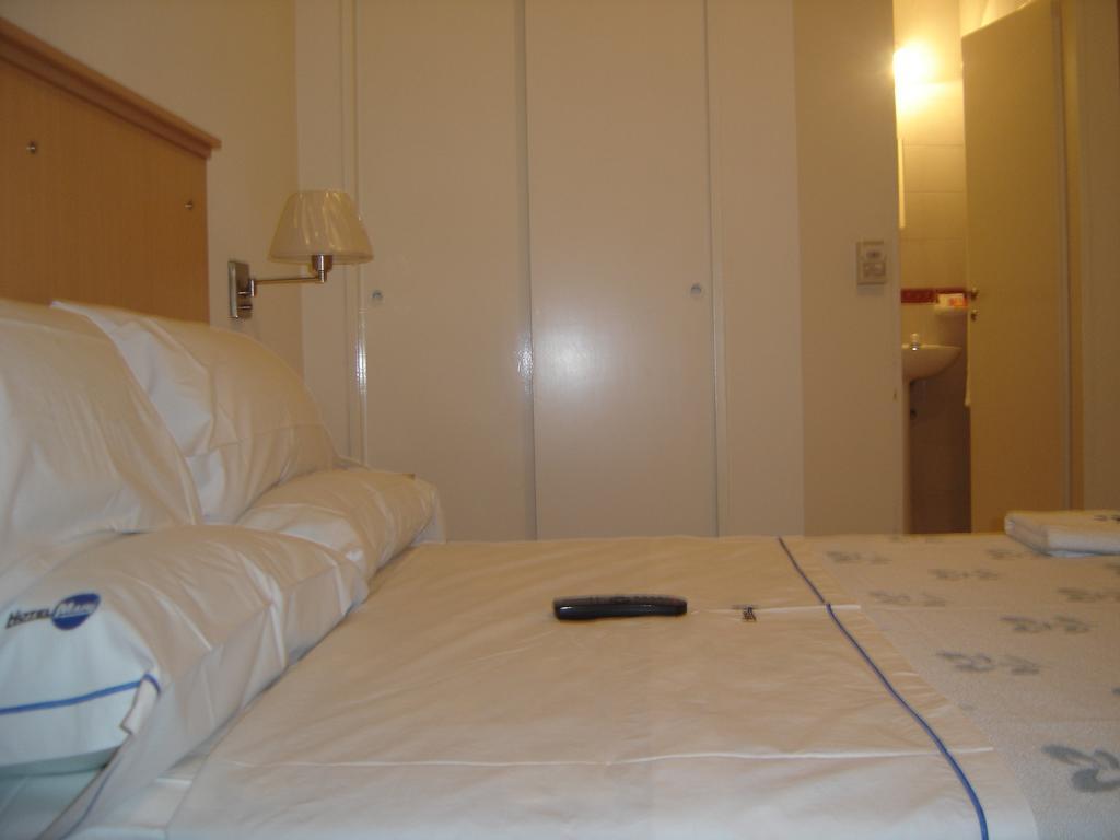 Mari Plaza Hotel Buenos Aires Exteriör bild