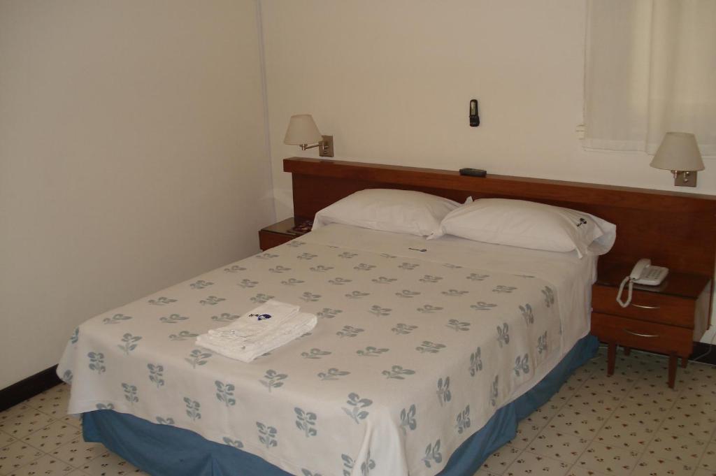 Mari Plaza Hotel Buenos Aires Exteriör bild