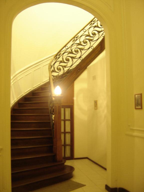 Mari Plaza Hotel Buenos Aires Exteriör bild